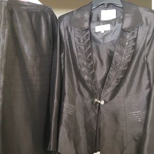 Black 2 pc suit